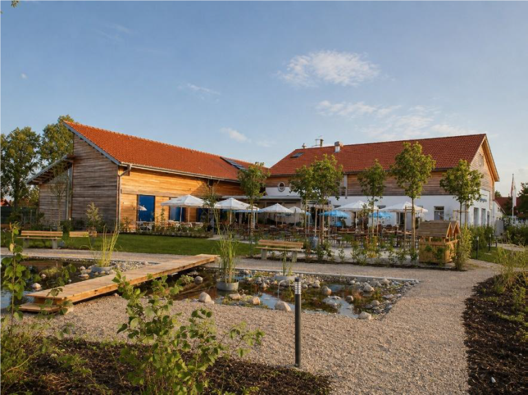Dorfwirt Landsberied